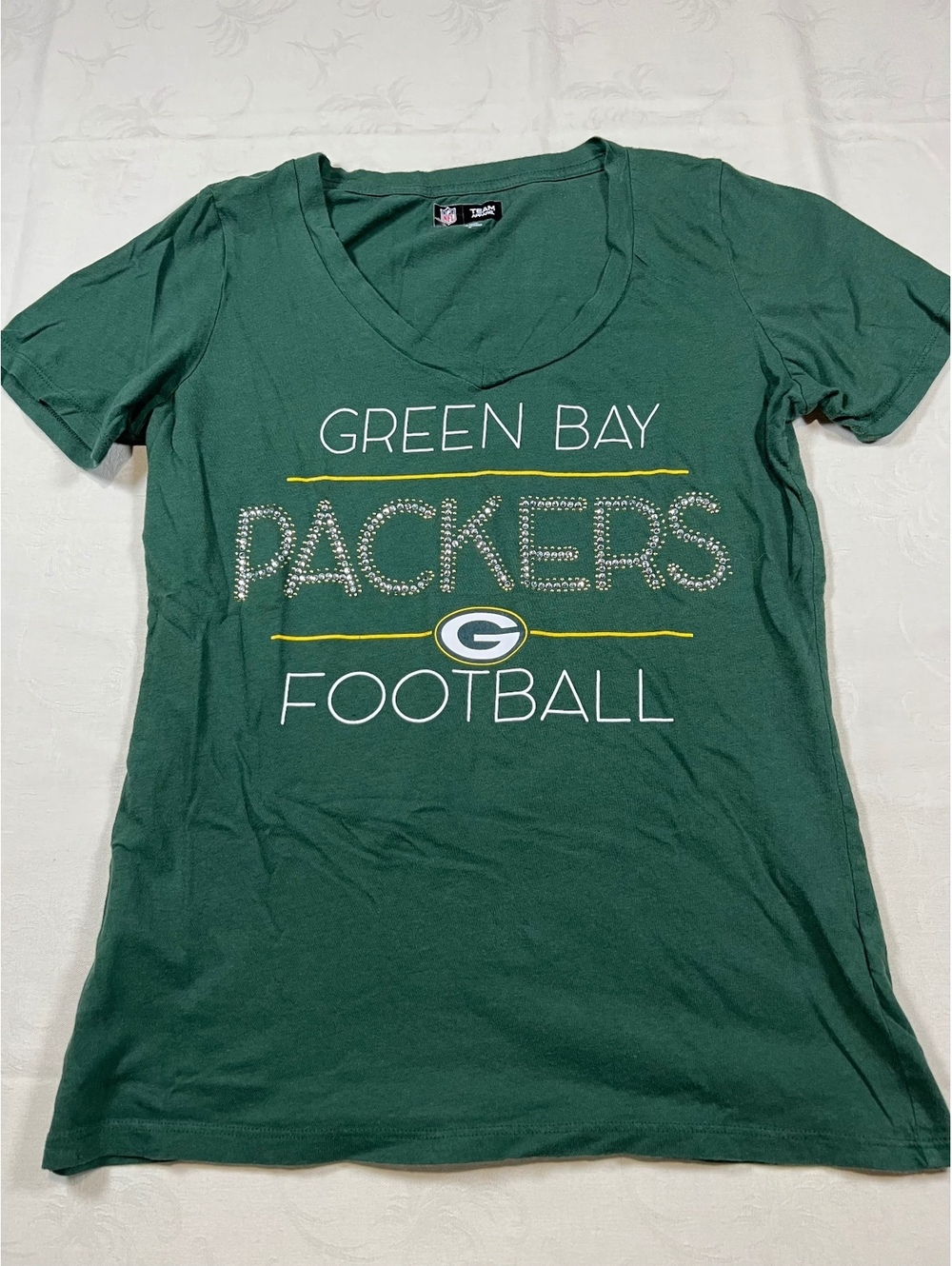 Womans Green Bay Packers Bedazzled V-Neck Green Shirt Size Medium